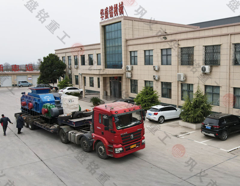 時產200噸對輥液壓制砂機，處理鵝卵石、石灰石的出砂效果怎么樣呢？