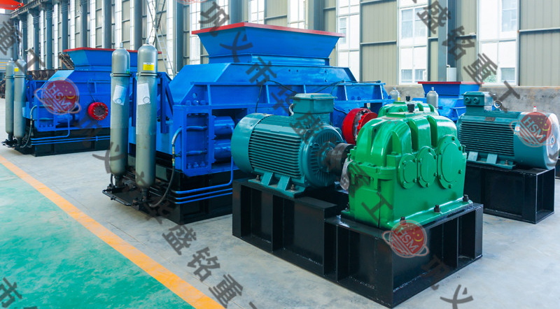 環保型液壓對輥制砂機